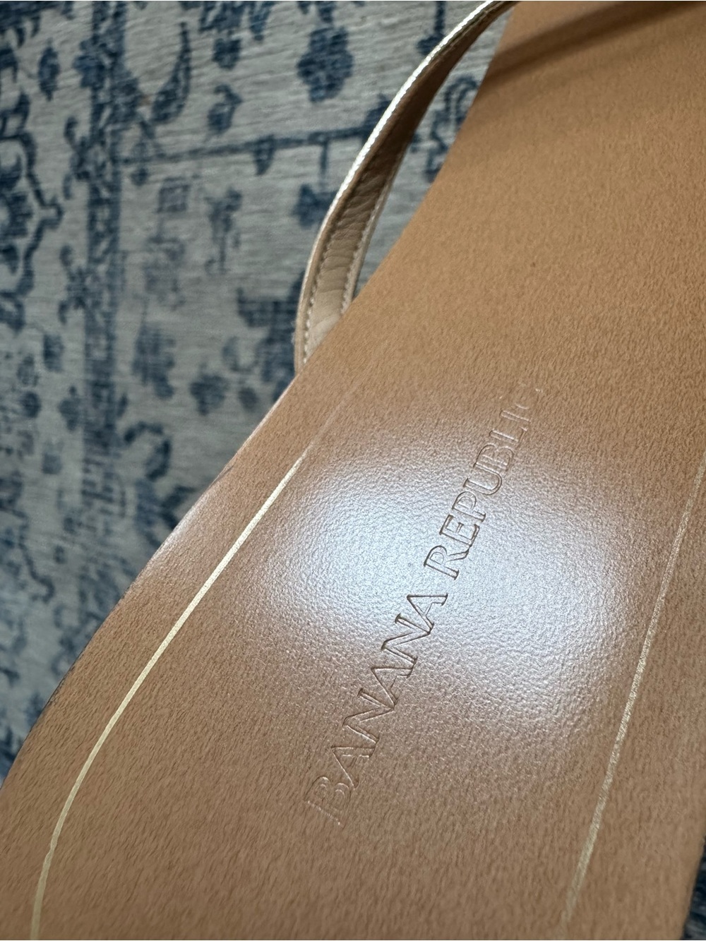 Banana Republic Flip flops with Gold Straps - Picture 2 of 4